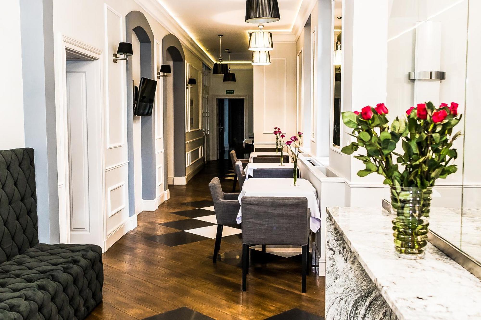 Aparthotel Platinum Apartamenty Inowrocław Exteriör bild