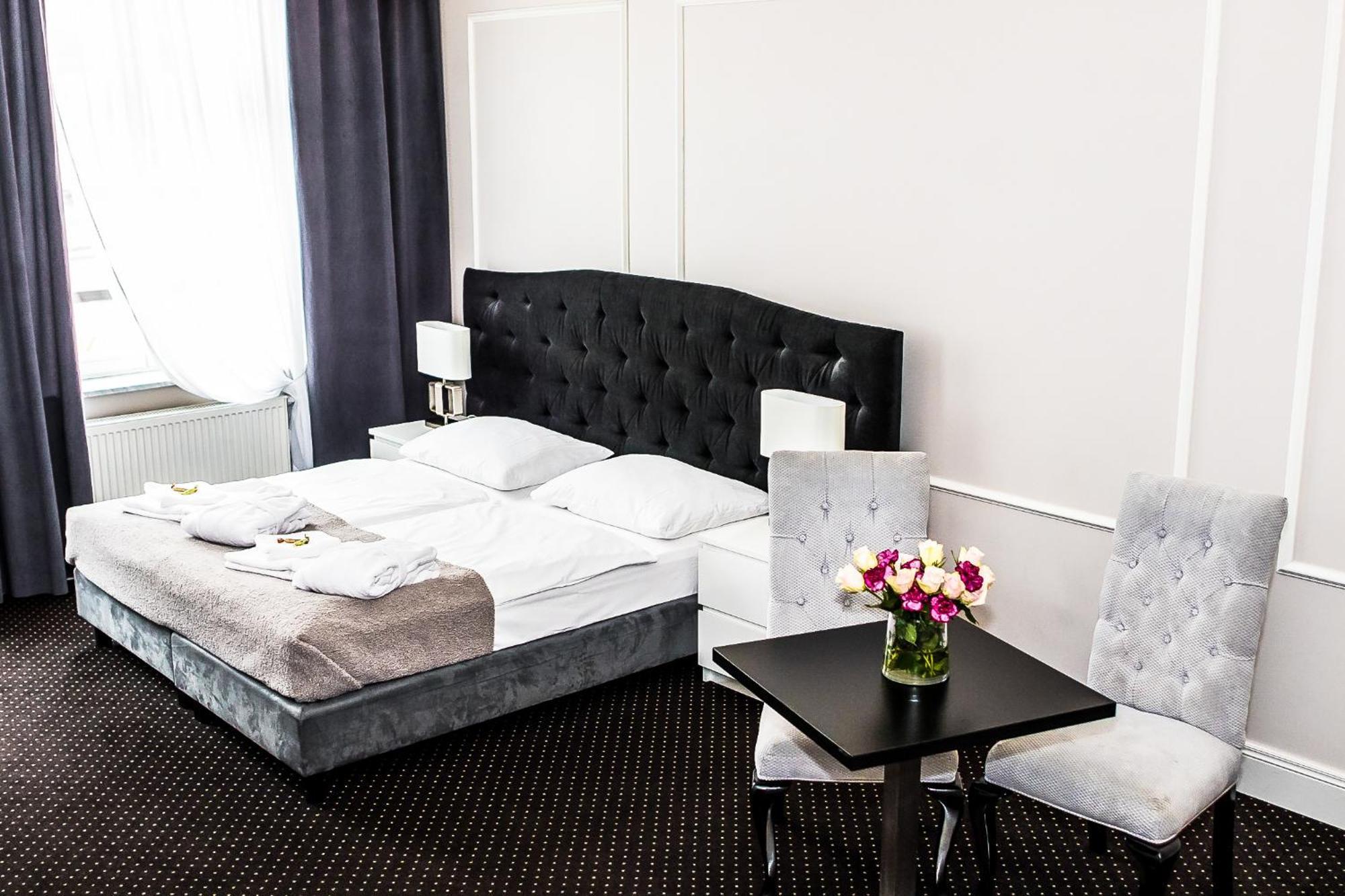 Aparthotel Platinum Apartamenty Inowrocław Exteriör bild